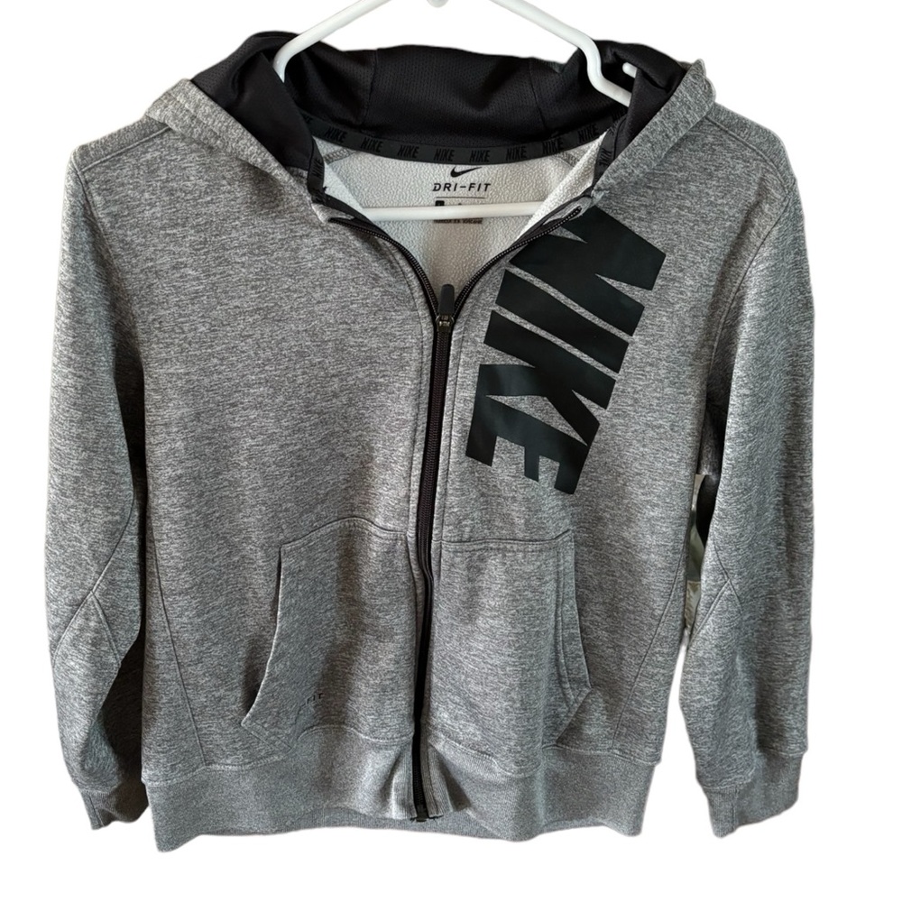 Nike Boys Dri- Fit Hoody. EUC. Size Large